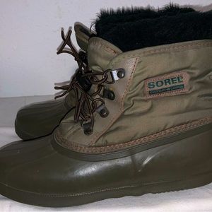 Vtg Sorel Kaufman Canada Women’s Size 8 Green Duck Boots